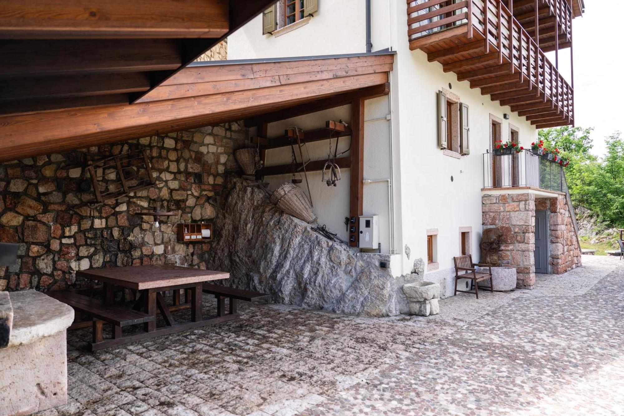 Maso Salim Relax Apartments Drena Exterior foto